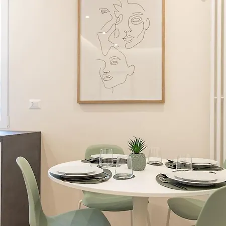 Nuovissimo Luxury, Centro *